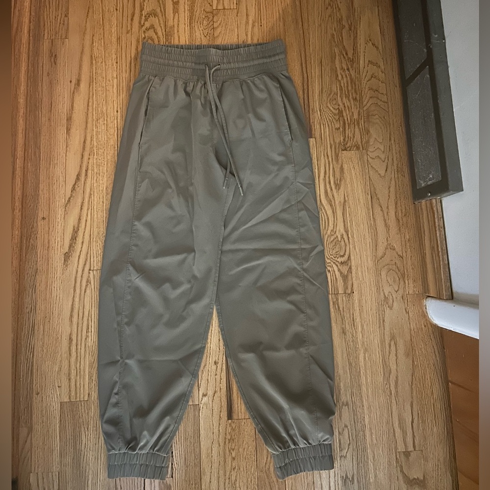 Abercrombie & Fitch YPB motionTEK Jogger